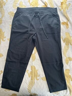 Women’s GAP cotton blend Easy Pant - cropped - black - Size L